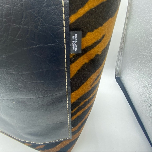 NEW Animal Tiger Skin Print Tote Bag Women Shoulder Handbags PU Leather. - Picture 6 of 16